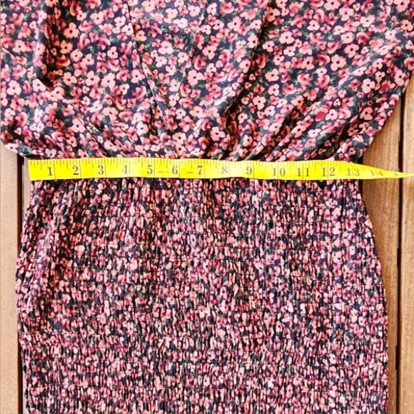 ZARA ~ Rust Floral Mini Dress w/Smocked Skirt & Peek-a-Boo Back ~ Size Large - Picture 13 of 15